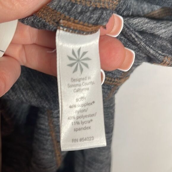 Athleta Revelation Gray/Brown Stitch. Flare Leg Yoga Pants. Size Small. - Picture 6 of 9